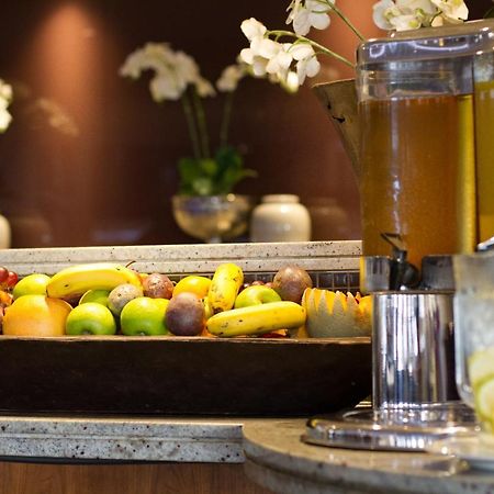 City Lodge Hotel At Or Tambo International Airport Kempton Park Bagian luar foto