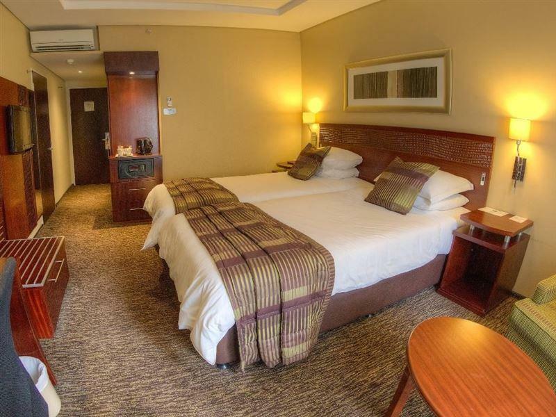 City Lodge Hotel At Or Tambo International Airport Kempton Park Bagian luar foto